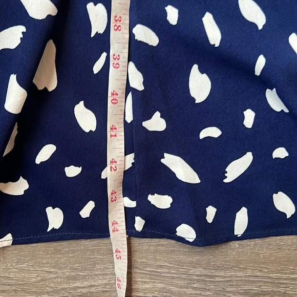 Kourt Cyra midi dress - Picture 14 of 14